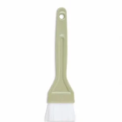 Polypropylene 7.25" pasty brush made in Japan available at Miya.
