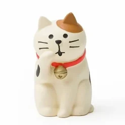 White cat figurine
